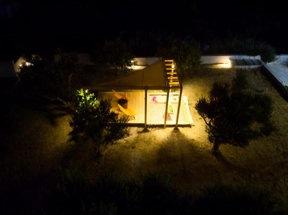 Apartman Petar Ražanac Buitenkant foto